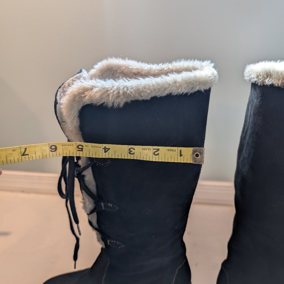 Michael Kors Lace Up Shearling Wedge Black Suede Mid Calf Winter Boots Women's 7 - Picture 6 of 11